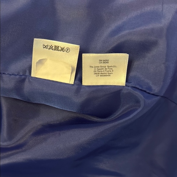 Nine West Women's lined fitted Blue Blazer. Size 10 - Picture 13 of 14